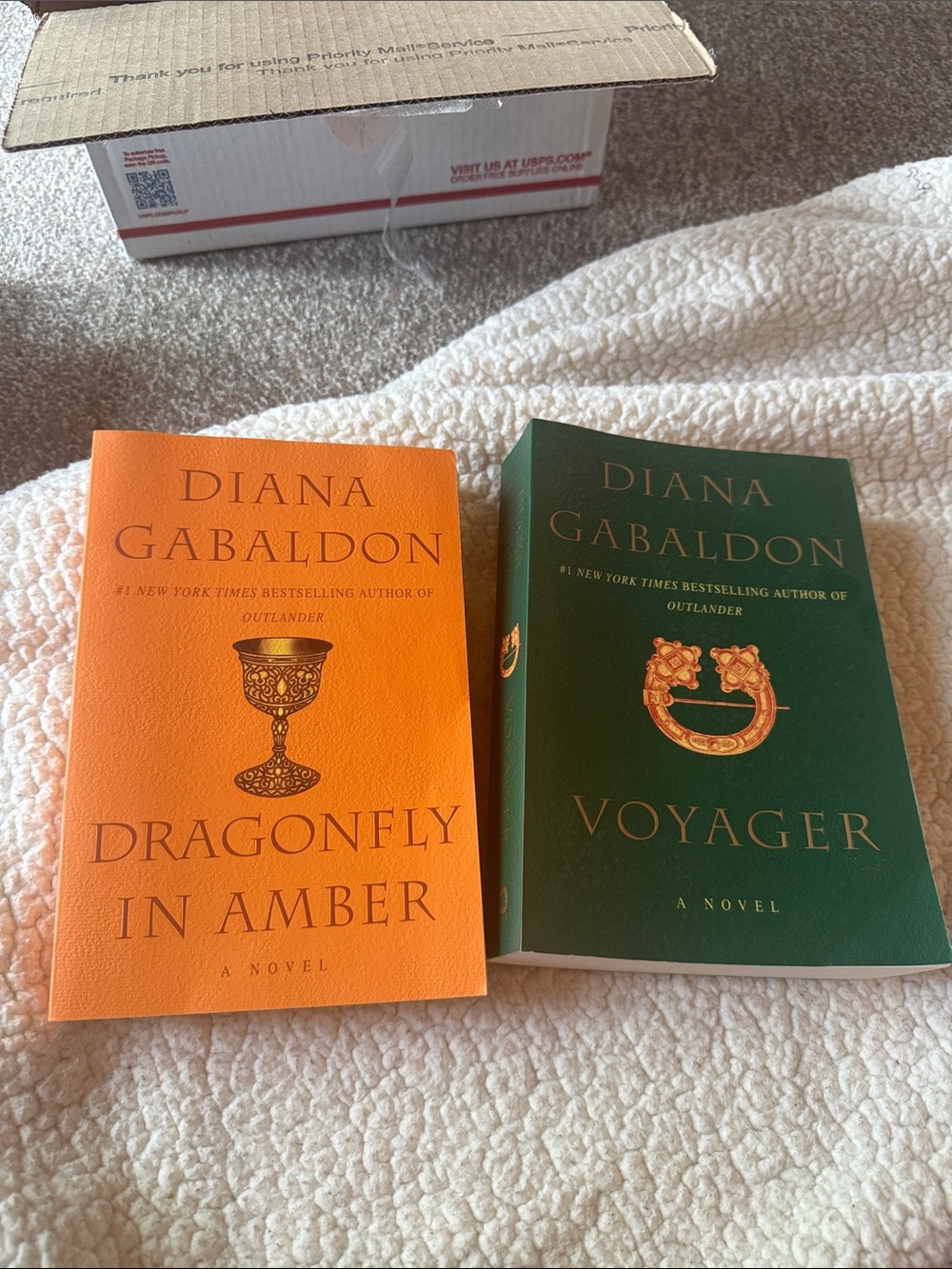 Dragonfly in Amber & Voyager Paperback Set - Orange & Green